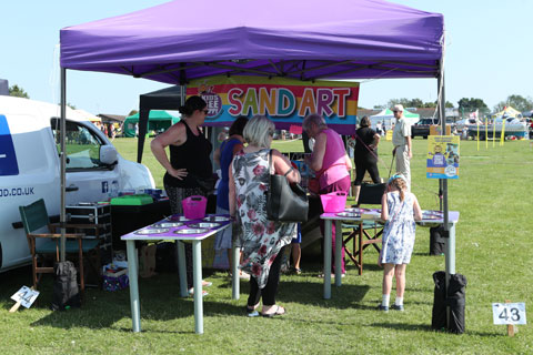 MCDX0205.jpg MCDX0205.jpg