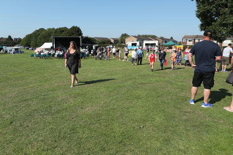 MCDX0243.jpg MCDX0243.jpg