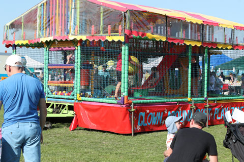 MCDX0298.jpg MCDX0298.jpg